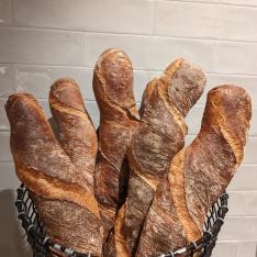 13 - Rusitique Baguette 58395