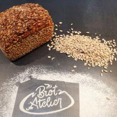 5 - dinkel-hafer-vollkorn-sonnenblumenkerne-brot-atelier-giessen